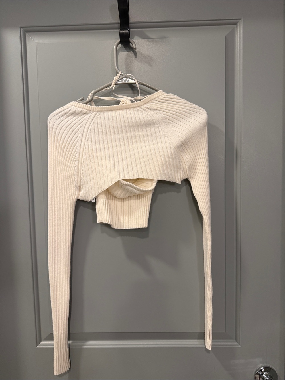 American Eagle Outfitters Cream Ribbed Cropped Tie-Back Top - Picture 2 of 2